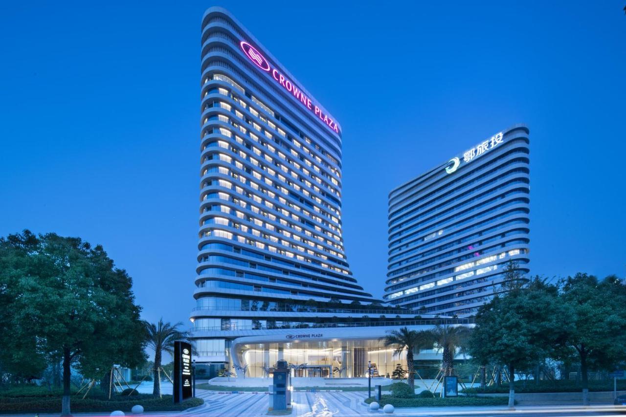 Crowne Plaza Wuhan Optics Valley By Ihg エクステリア 写真