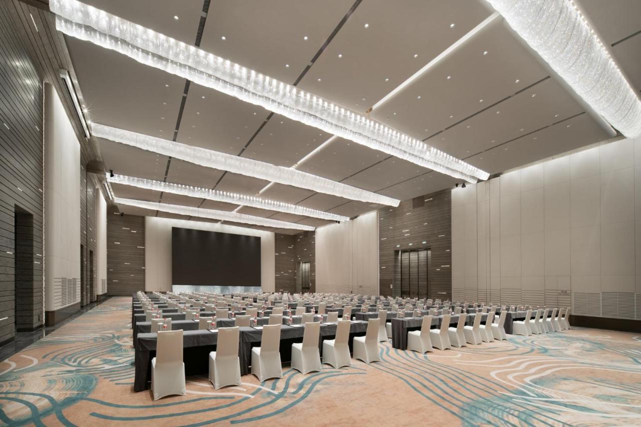 Crowne Plaza Wuhan Optics Valley By Ihg エクステリア 写真