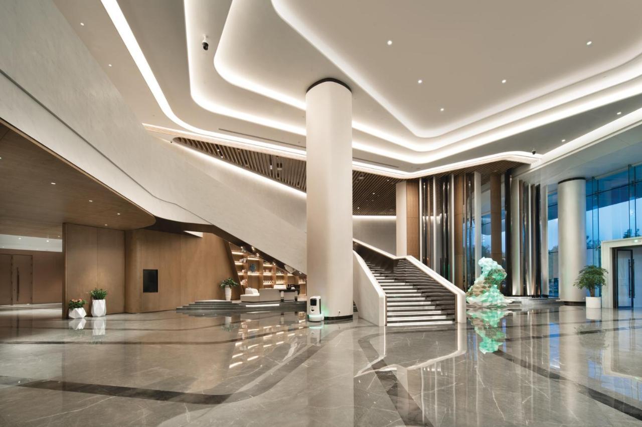 Crowne Plaza Wuhan Optics Valley By Ihg エクステリア 写真