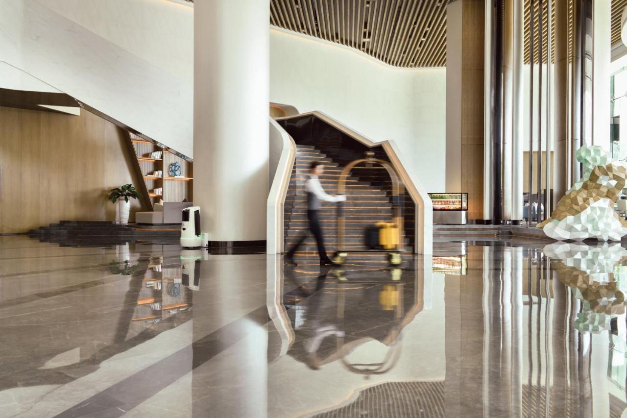 Crowne Plaza Wuhan Optics Valley By Ihg エクステリア 写真