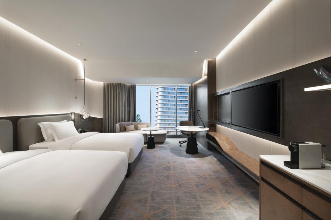 Crowne Plaza Wuhan Optics Valley By Ihg エクステリア 写真
